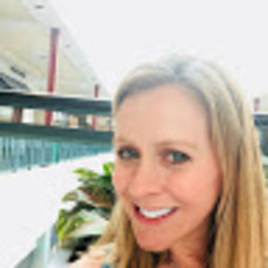 Meet your Posher, Eva